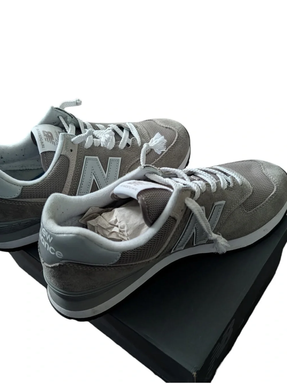 New Balance Men’s Gray Suede & Mesh Retro Sneakers
